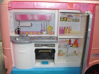Barbie Camper Pink Dream 2016 Motorhome Van New