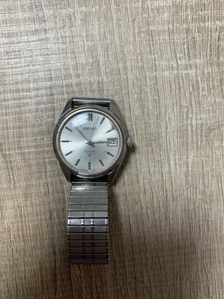 Reloj Seiko Plateado