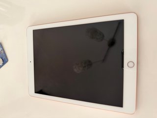 iPad 6ª generación 128GB wifi + cellular.