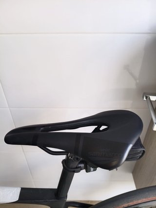Bicicleta MTB KTM Scarp Carbono, llantas carbono.