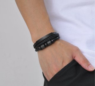 Pulsera Negra Hombre Cuero y Metal