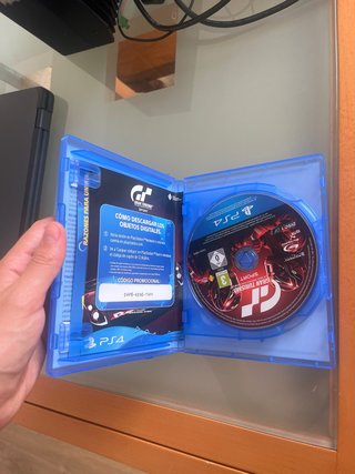 Juegos PS4: Grand Theft Auto V y Gran Turismo Spor