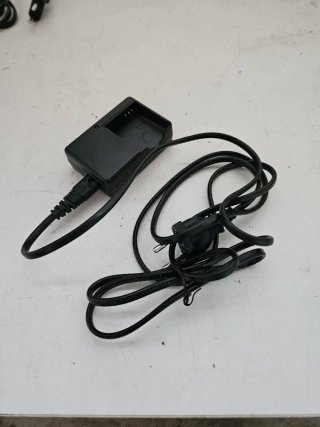 Caricabatterie originale Ricoh BJ-6