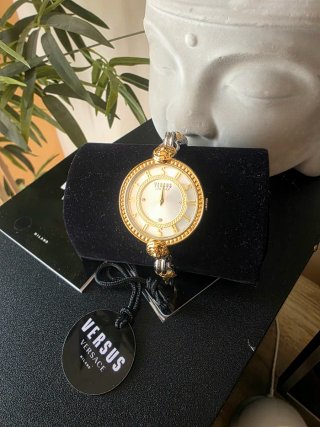 Reloj Versus Versace Dorado y Plateado