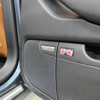 Audi A8 3.2FSI QUATTRO