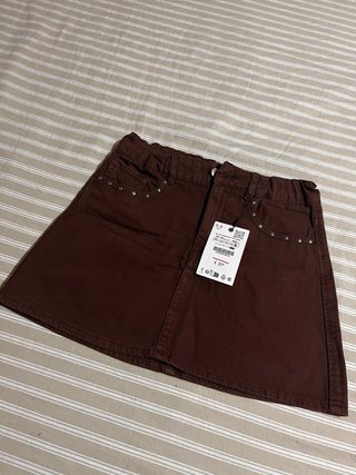 Lote Ropa Mujer: Faldas, Pantalones y Tops