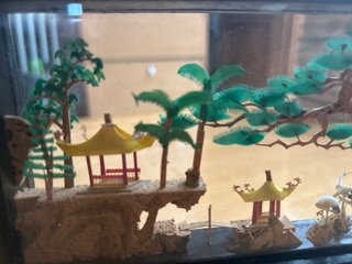 Antiguo Diorama Chino de Corcho Tallado - Vintage
