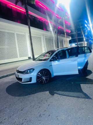 Volkswagen Golf 2014