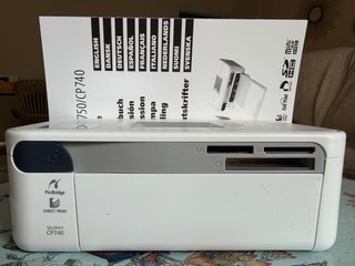 Stampante Canon Selphy CP 740 in perfette condizioni.