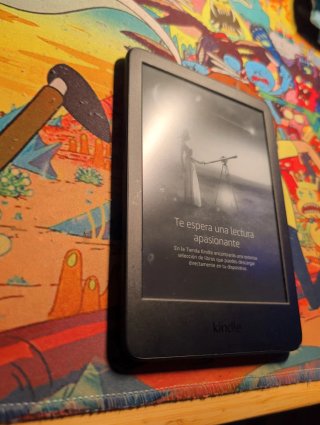 Amazon Kindle 16GB (Última Generación)