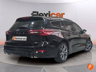 Ford Focus 1.0 Ecoboost MHEV 114kW ST-Line SB