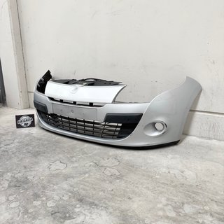 Paragolpes delantero Megane III