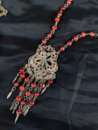 Collar Bohemio Plateado y Rojo