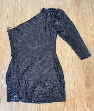 Vestido negro fiesta Zara