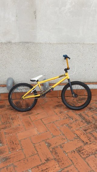 Bicicleta BMX B'Twin Wipe 5 Dorada