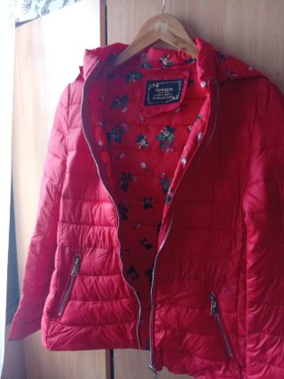 Anorak Dorado Rojo Floral