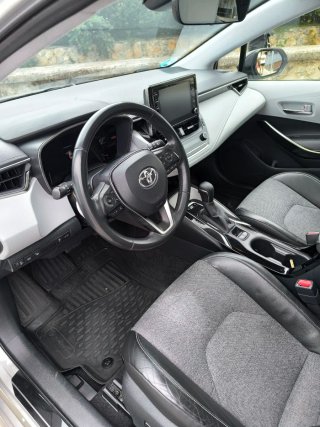 Toyota Corolla toruring híbrido 2020