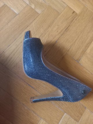 Zapatos de tacón Chika10 plateados