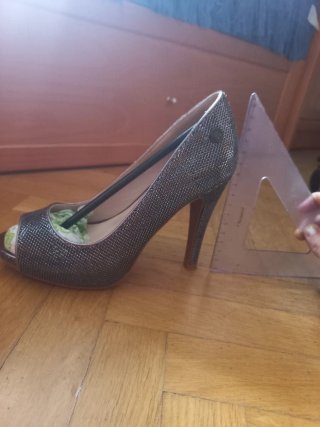 Zapatos de tacón Chika10 plateados
