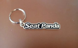 LLAVERO SEAT PANDA DE METAL CROMADO