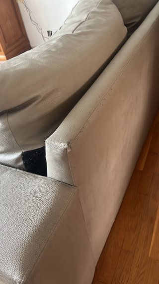 Sofá 3 plazas – 150 €