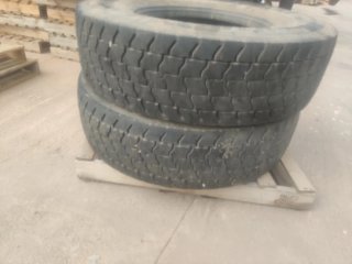 2 Neumáticos de Camión 315/80R22.5