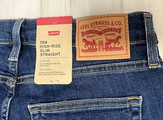 pantalon vaquero levis 724 high rise slim straight