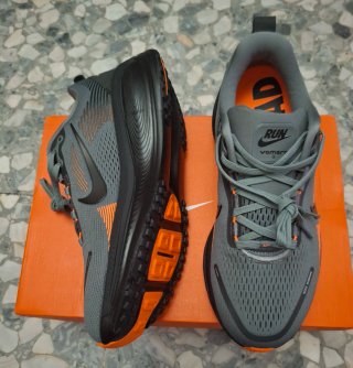 Zapatillas nike vomero 18 de hombre 41