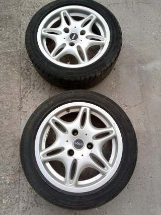 2 Llantas Traseras con Neumáticos Smart 450