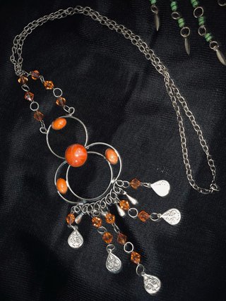 Collar Vintage Plateado y Naranja