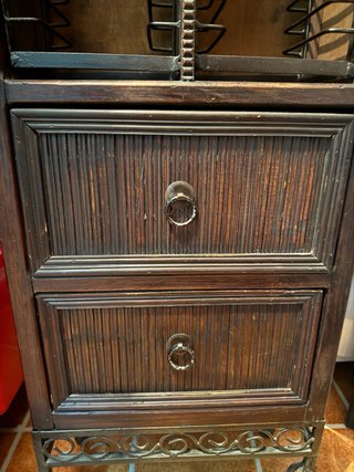 Mueble Auxiliar Estrecho de Madera