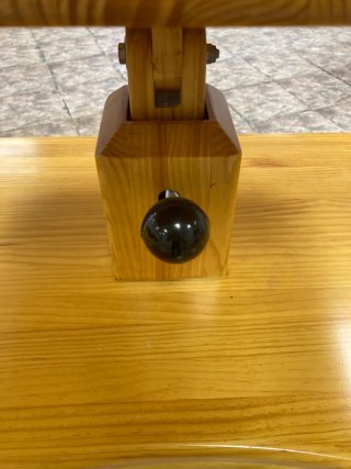 Atril de madera mediano