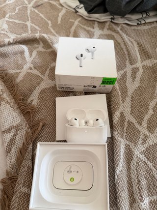 AirPods Pro 3 poco uso, batería 100%