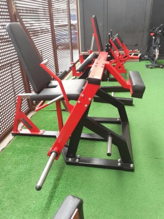 Máquina de Gimnasio para Piernas