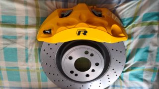 Kit de Frenos Akebono 6 Pistones