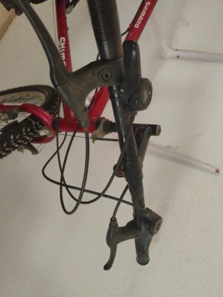 Bicicleta Antigua Roja Ruedas nuevas .y reparada.