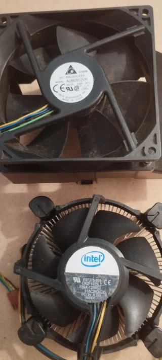 2 Ventiladores de Refrigeración para PC