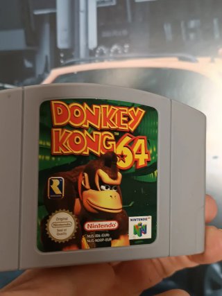Expansión Pak + Donkey Kong. Nintendo 64