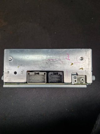 Módulo Radio Ford Fiesta MK6 (8A6T-18C815-BP)