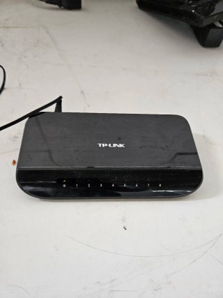 Switch TP-Link TL-SG1008D