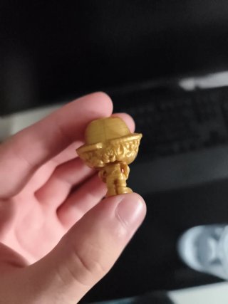 Figura Luffy Dorado Kinder x Funko