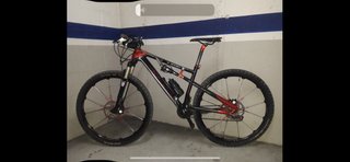 Bicicleta Montaña Carbono 29”