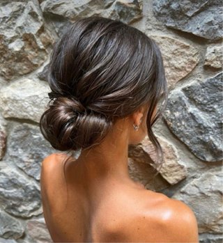 MAQUILLADORA Y PELUQUERA PROFESIONAL