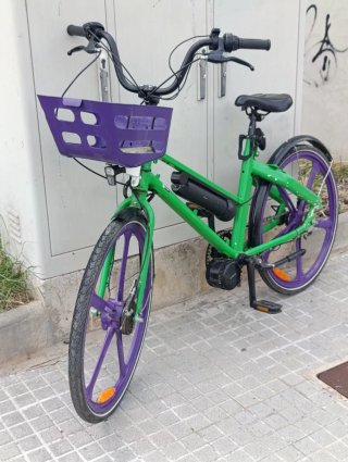 Bicicleta Eléctrica Paseo Verde/Morado Nueva