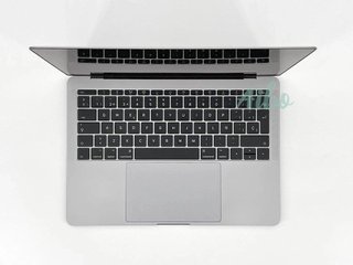MacBook Pro 13" (2017) Intel Core i7 3.5GHz 2 núcleos - SSD 512Gb - 16GB RAM con marcas de pegatinas