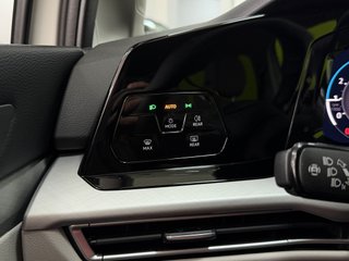 Volkswagen Golf Life 1.0 eTSI 110CV DSG MHEV