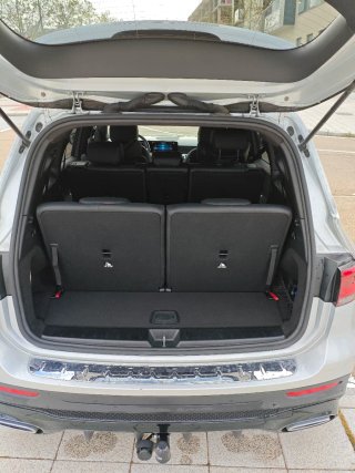 Mercedes-Benz GLB 2023