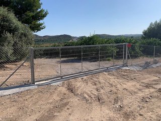 Puerta corredera a medida - desde 549€