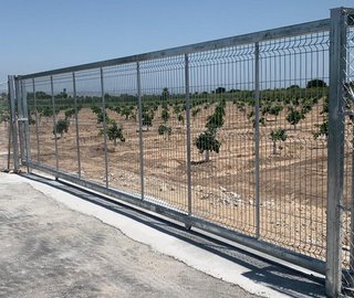 Puerta corredera a medida - desde 549€