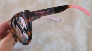 Gafas de sol Polaroid juveniles. Polarizadas